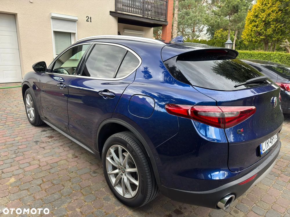 Alfa Romeo Stelvio 2.0 Turbo TI Q4 - 10
