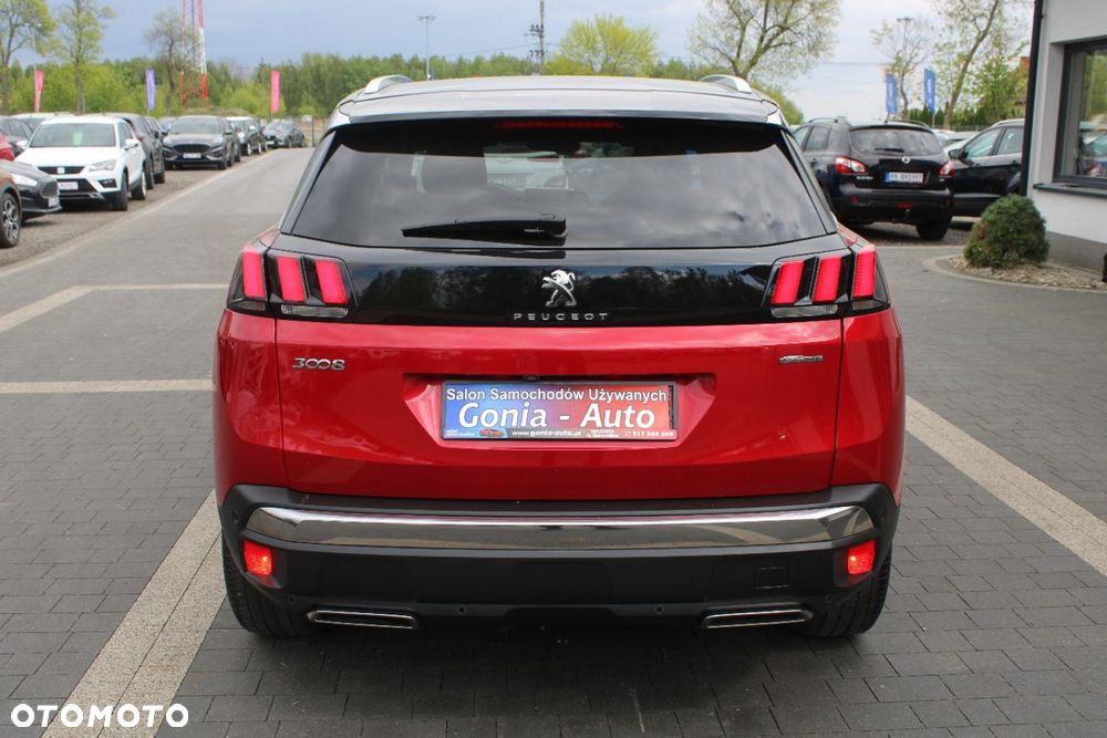 Peugeot 5008 - 5
