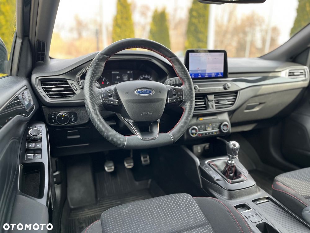 Ford Focus 1.5 EcoBoost STart-Stopp-System ST-LINE - 21