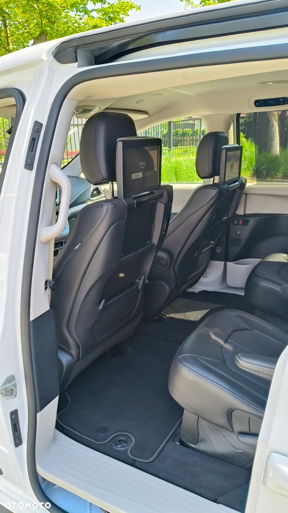 Chrysler Pacifica - 23