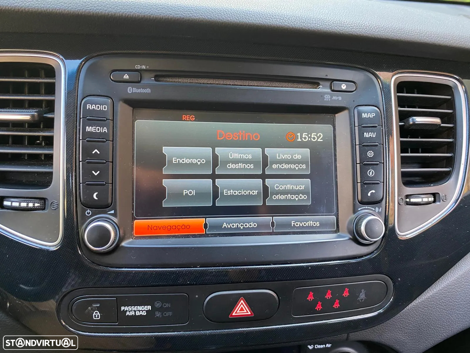 Kia Carens 1.7 CRDi ISG TX - 18