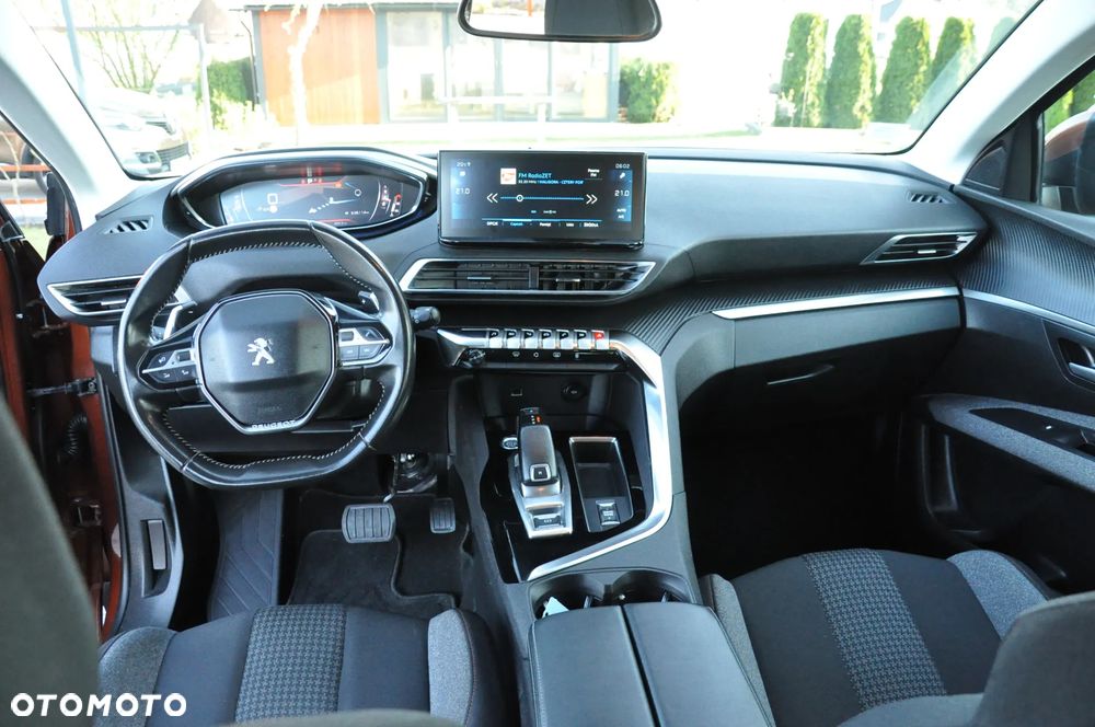 Peugeot 5008 PureTech 130 EAT8 Stop & Start Allure Pack - 27