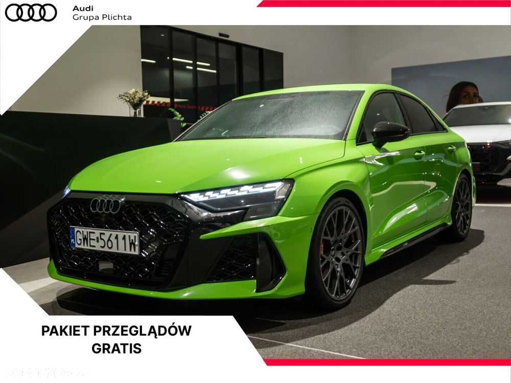 Audi RS3 Limousine - 1