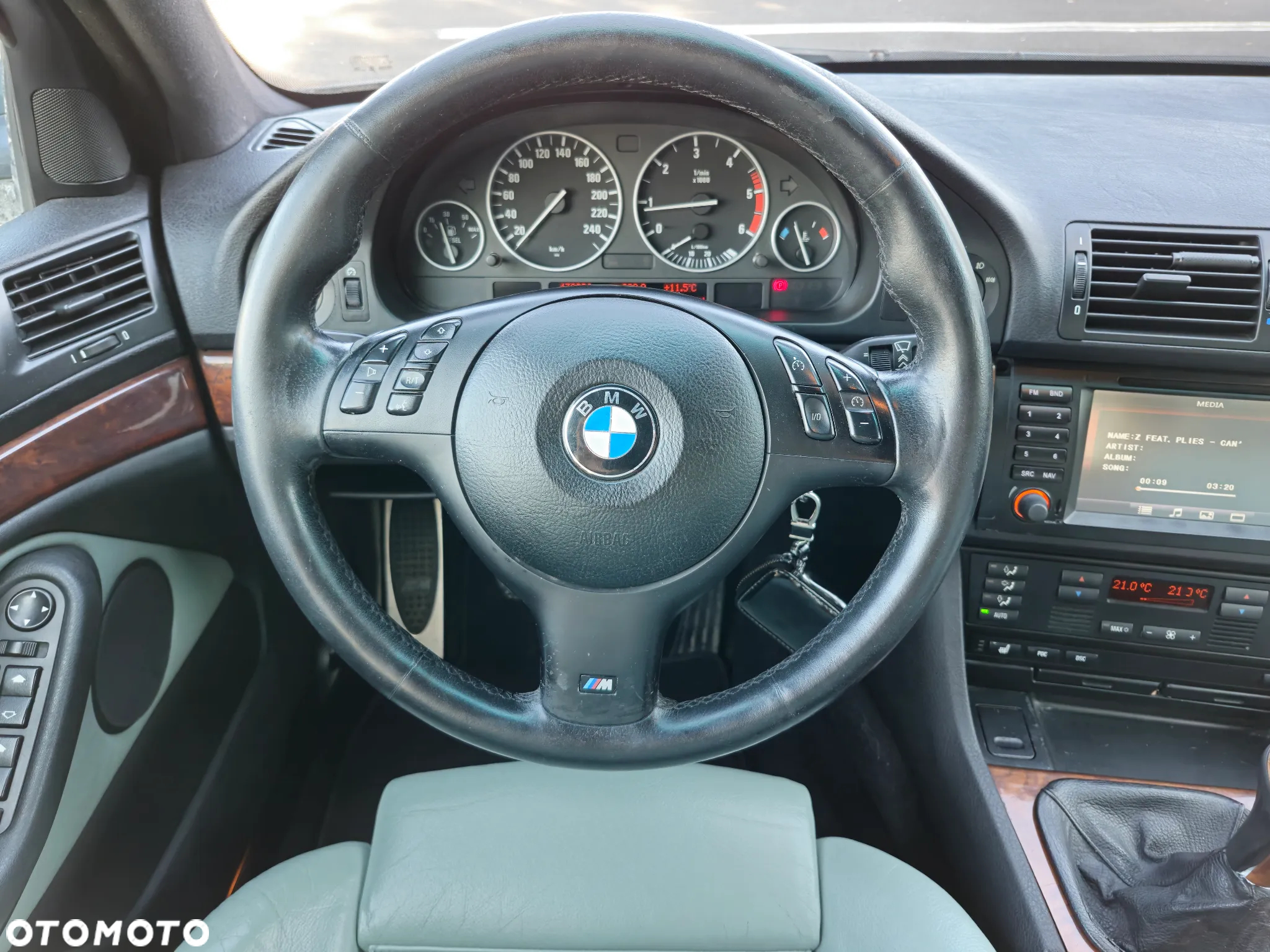 BMW Seria 5 530d Touring Edition Sport - 21