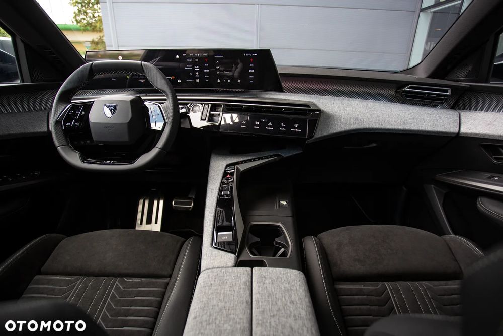 Peugeot 5008 Hybrid 145 e-DSC6 GT - 14