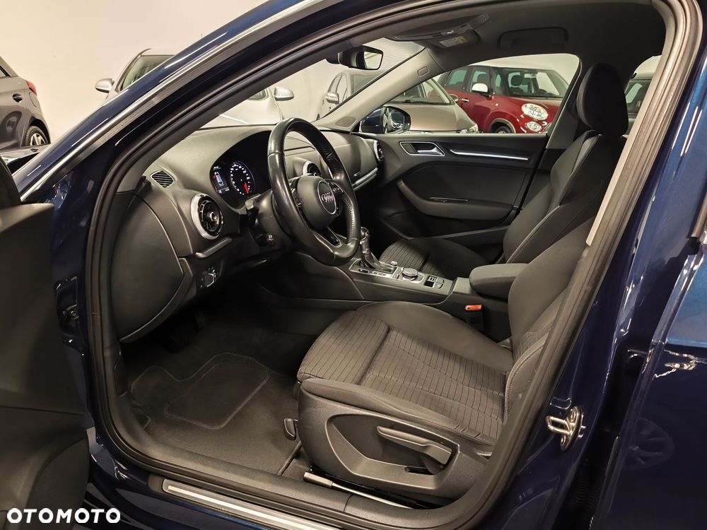 Audi A3 Sportback - 6