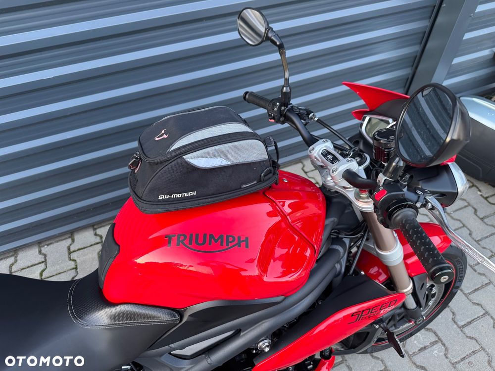 Triumph Speed Triple - 10