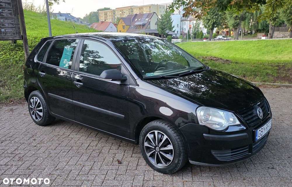 Volkswagen Polo - 1