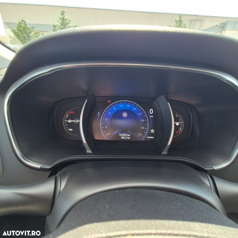 Renault Megane Energy dCi Intens - 29