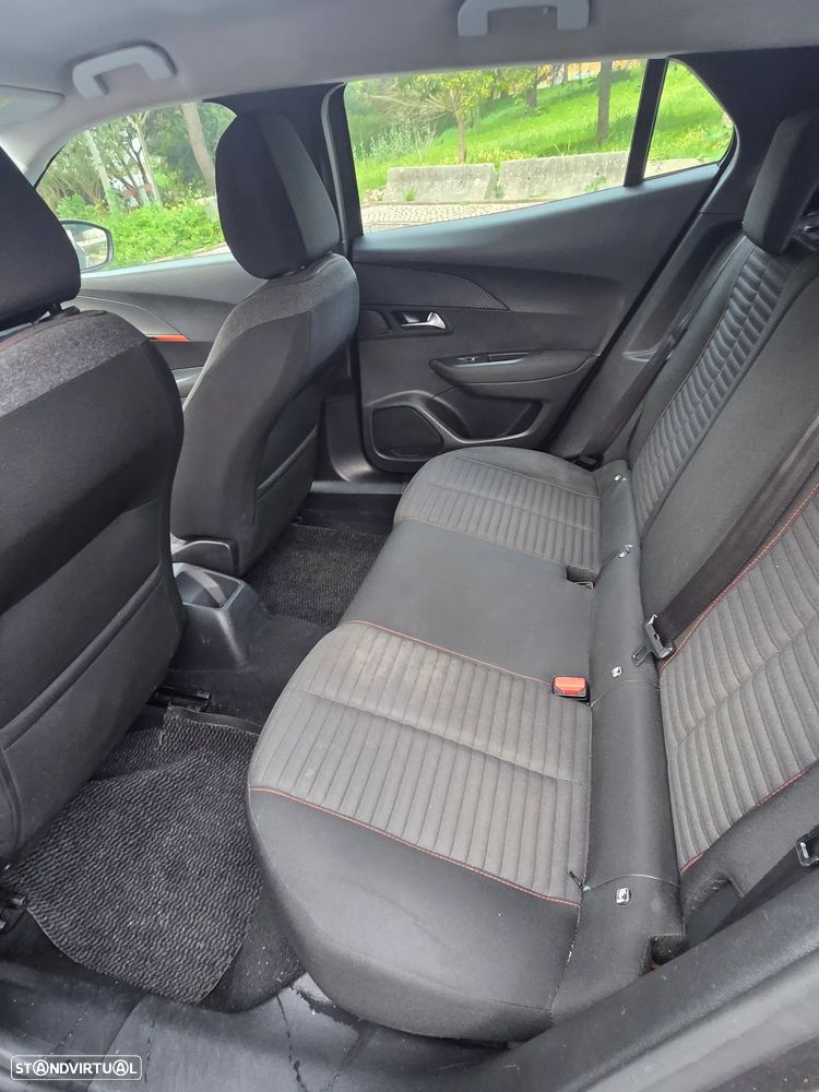 Peugeot 2008 1.2 PureTech Allure Pack - 5