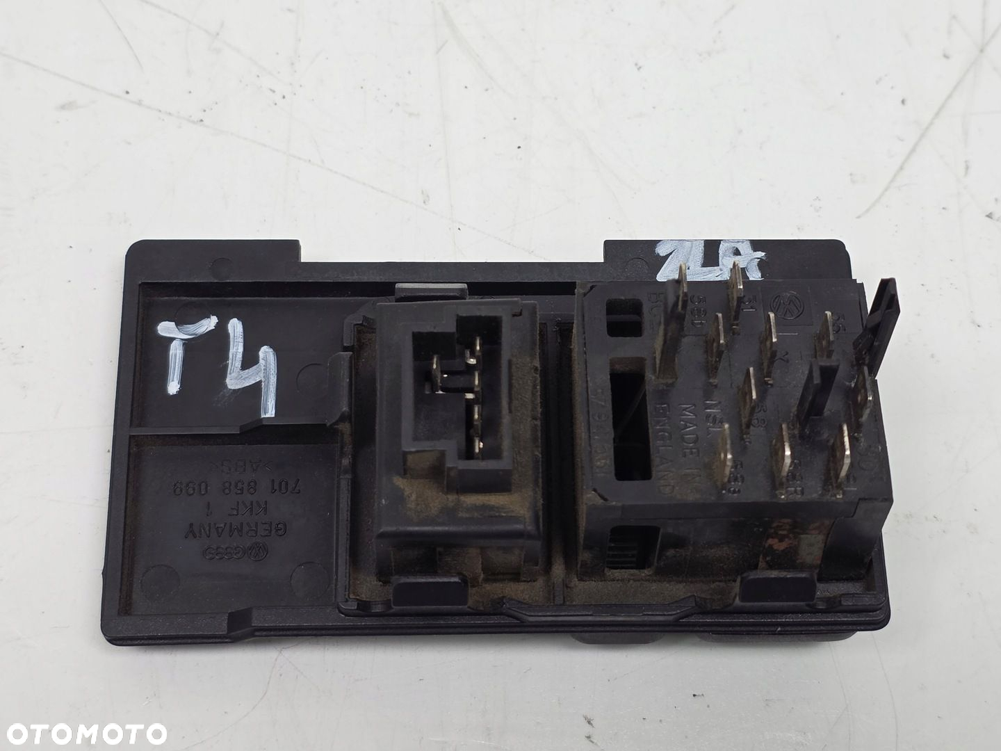 VW T4 91-95 PRZEŁĄCZNIK WŁACZNIK ŚWIATEŁ 357941531 2 - 4