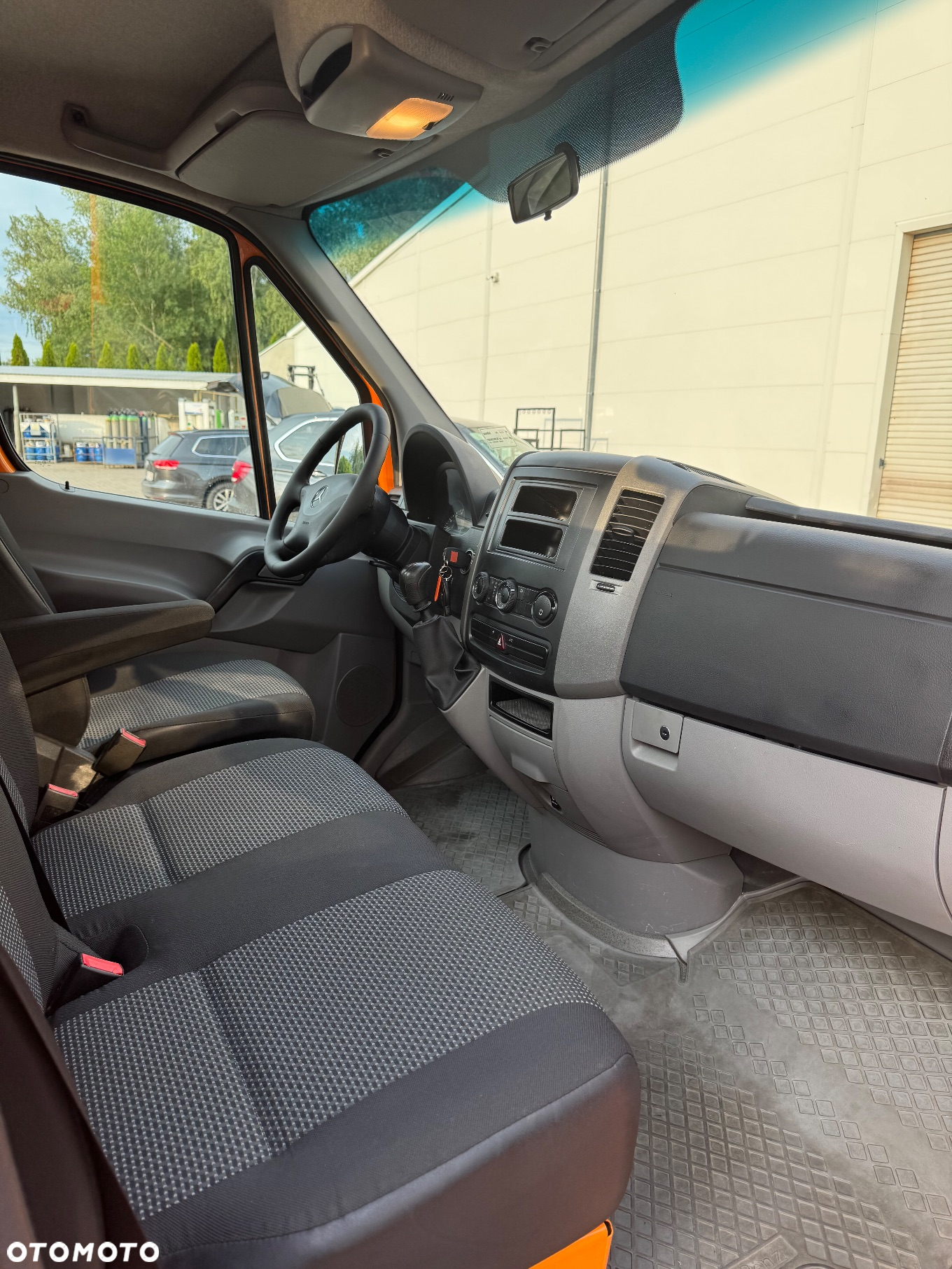 Mercedes-Benz Sprinter - 7