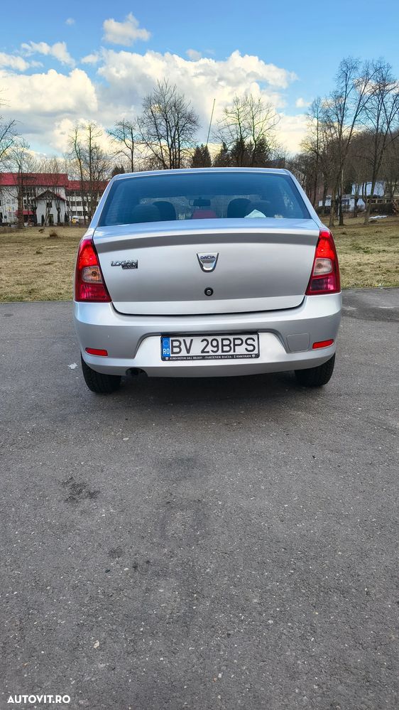 Dacia Logan 1.2 16V Preferance - 4