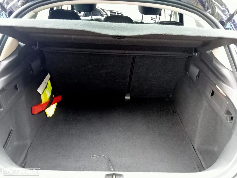 Citroën C4 BlueHDi 100 Selection - 12