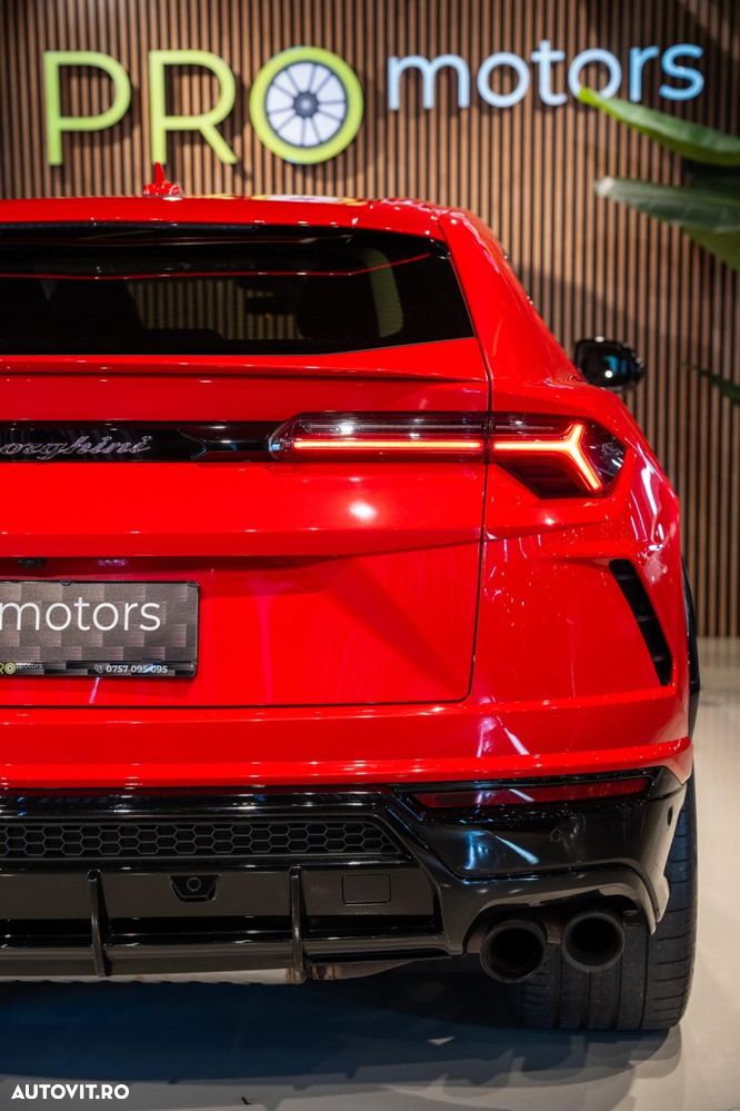 Lamborghini URUS - 19