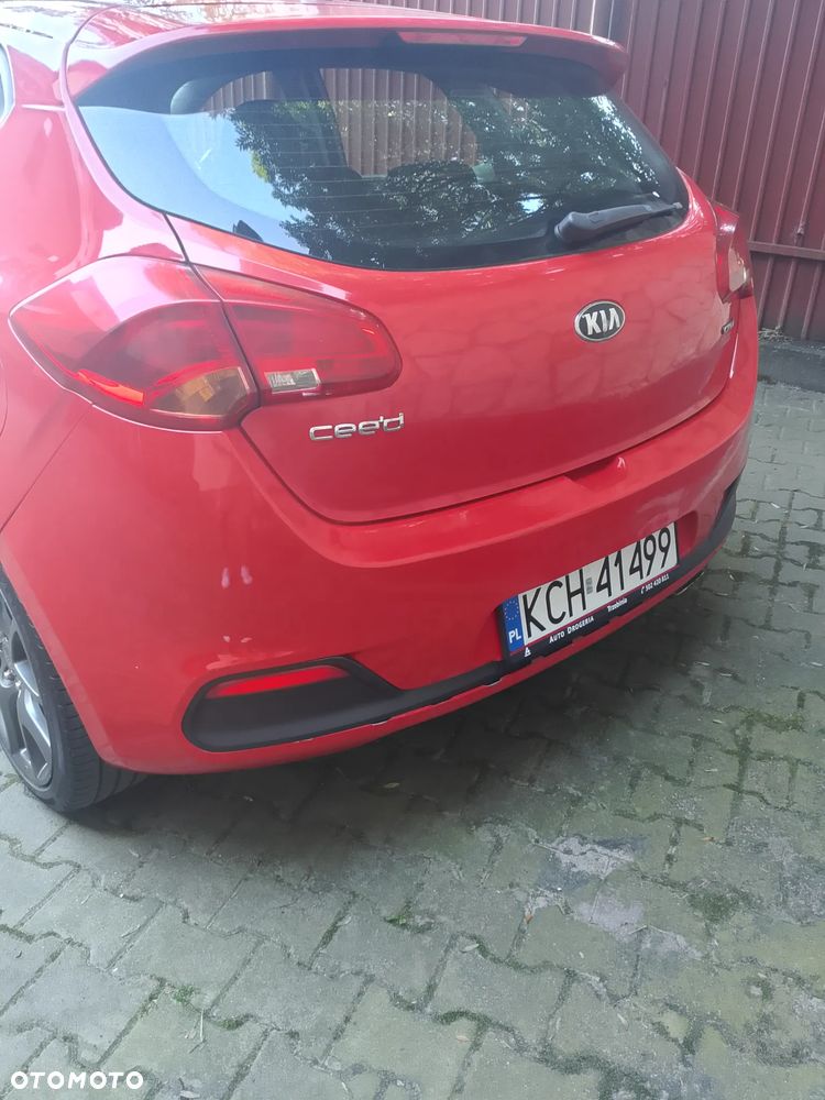 Kia Ceed 1.6 CRDi 128 97g Edition 7 - 4