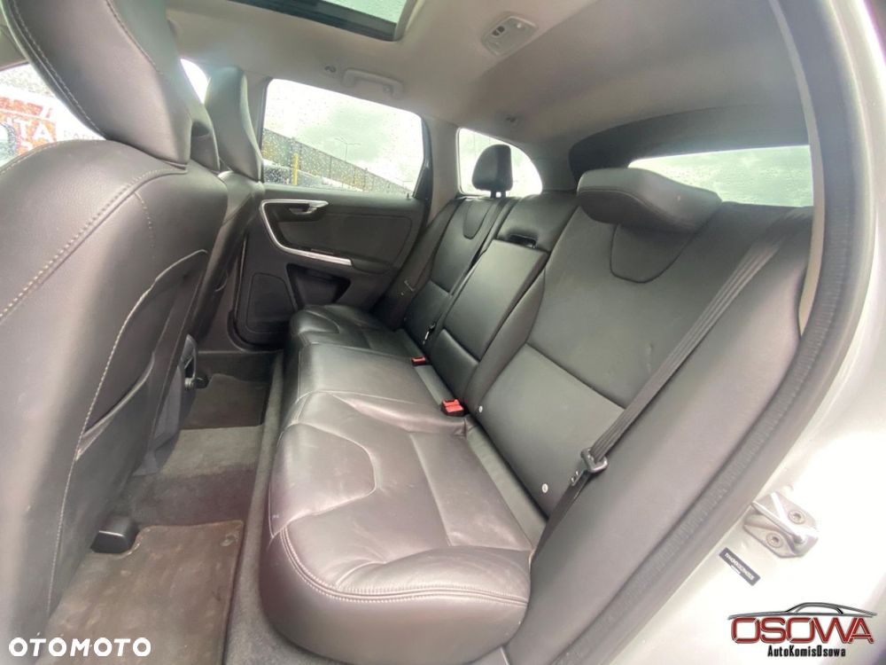 Volvo XC 60 T5 Geartronic Summum - 22