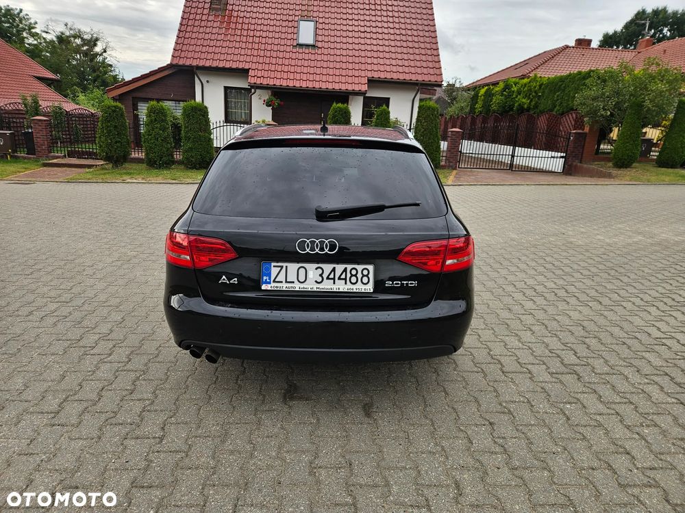 Audi A4 Avant - 6