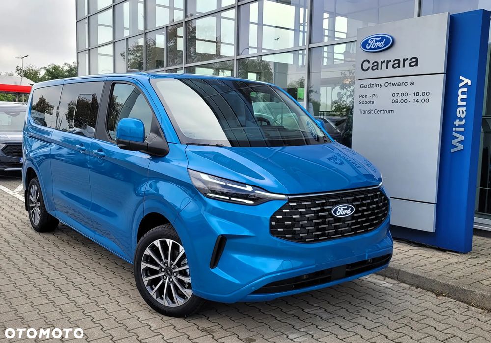 Ford Tourneo Custom - 1