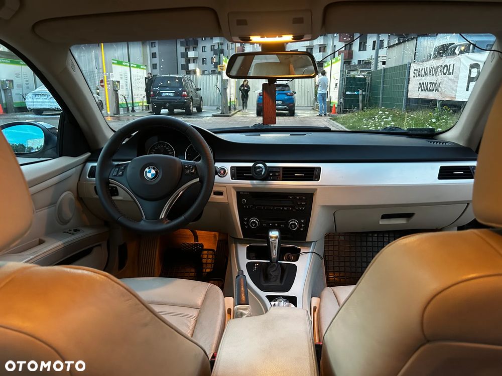 BMW Seria 3 330xd - 13