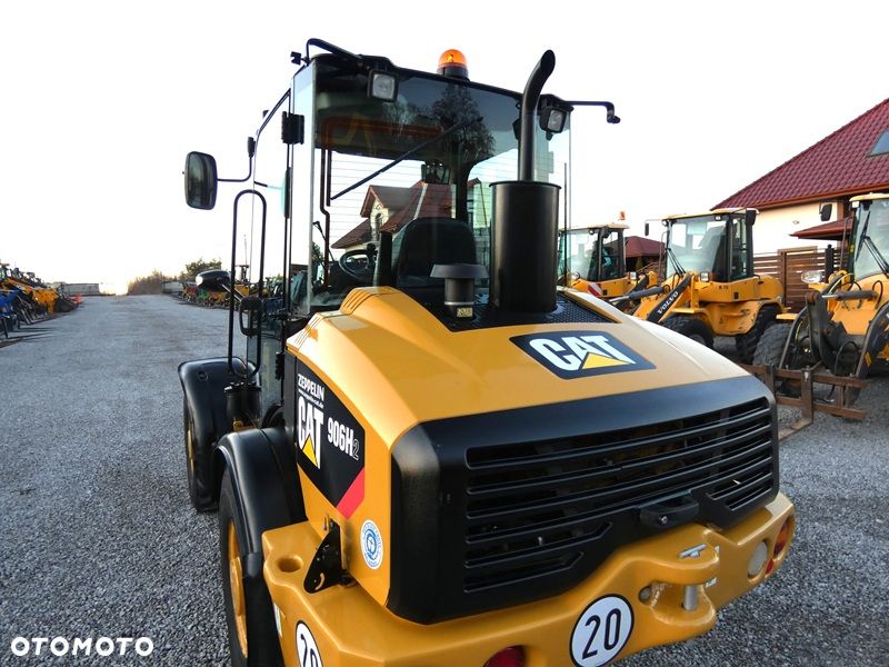 Caterpillar CAT 906H2 Z Niemiec / Ładny Stan / 5.958mtg / kilka sztuk / - 18