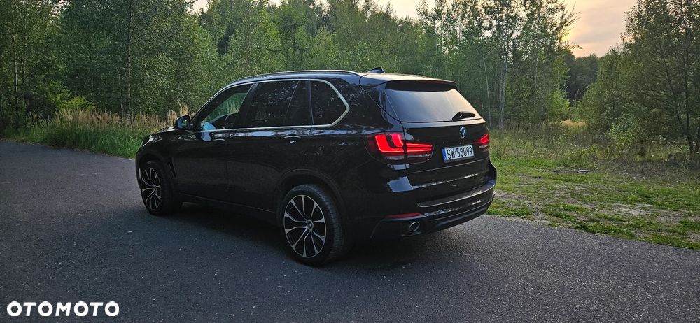 BMW X5 xDrive25d Sport-Aut - 4