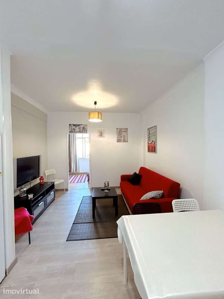 Arrendamento de apartamento T2 na NAZARE - Grande imagem: 2/6