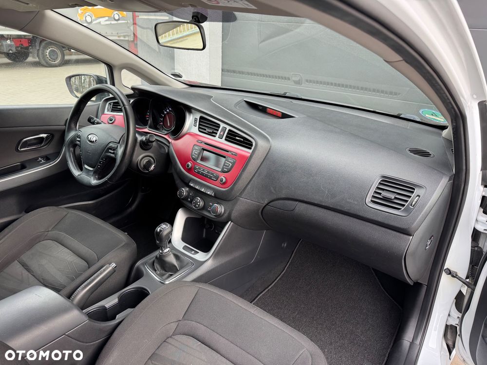 Kia ProCeed 1.6 GDI Spirit - 14