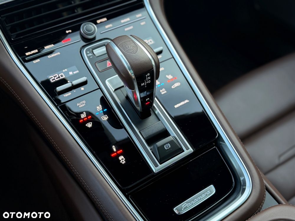 Porsche Panamera Turbo S - 38
