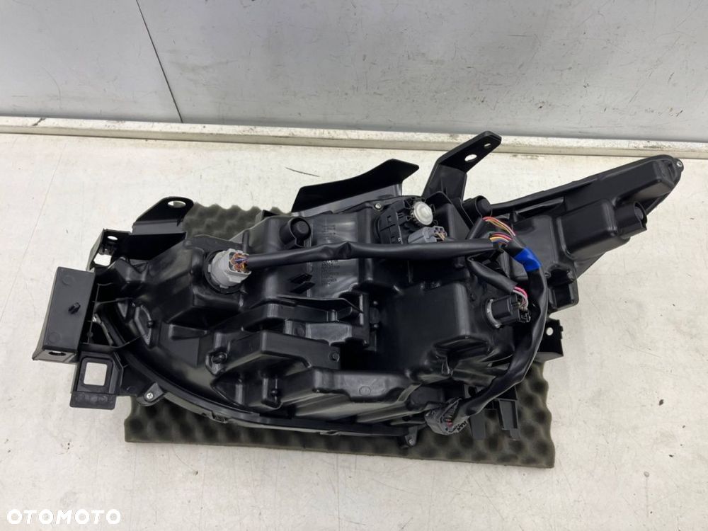 Lampa reflektor Mazda CX-5 II KF CX5 II LIFT 21r.- PRAWA przednia full LED Europa PRAWY przód 12pin - 12