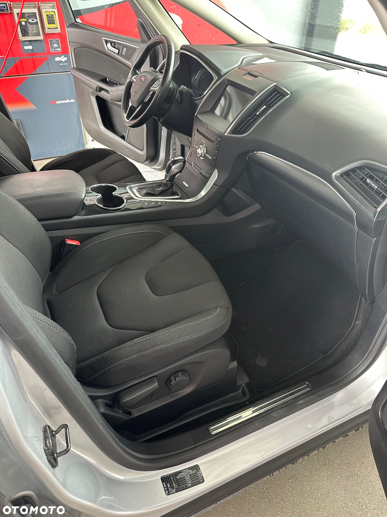 Ford S-Max 2.0 TDCi Titanium PowerShift - 8