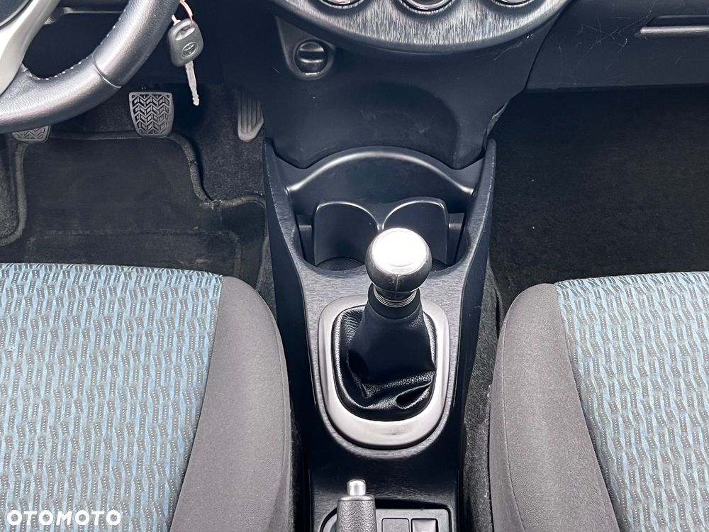 Toyota Yaris - 28