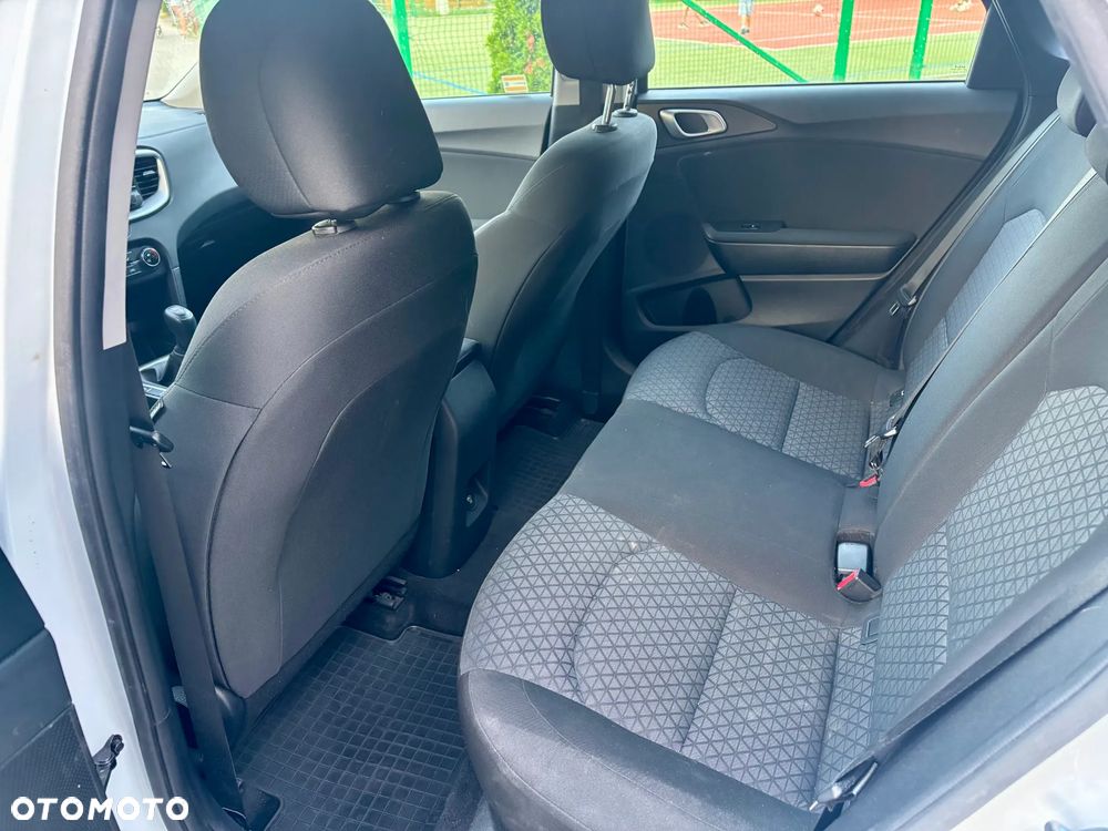Kia Ceed 1.0 T-GDI S - 12