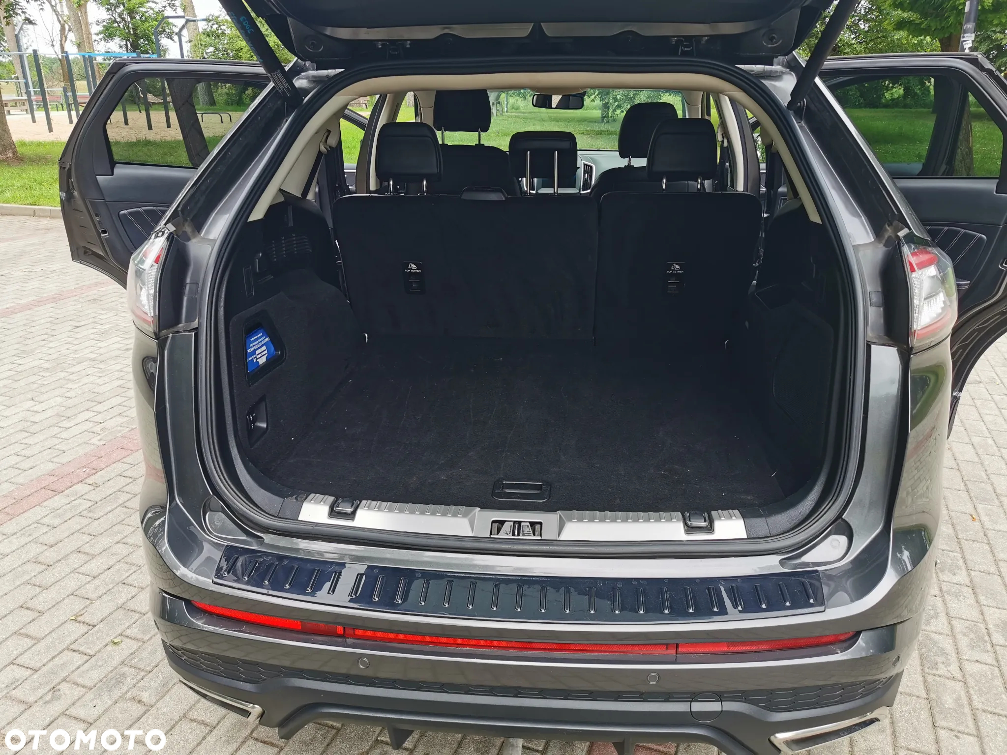 Ford Edge - 18