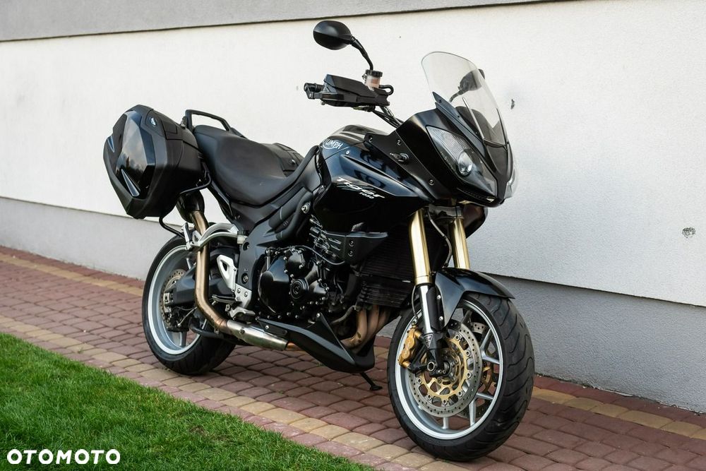 Triumph Tiger - 1
