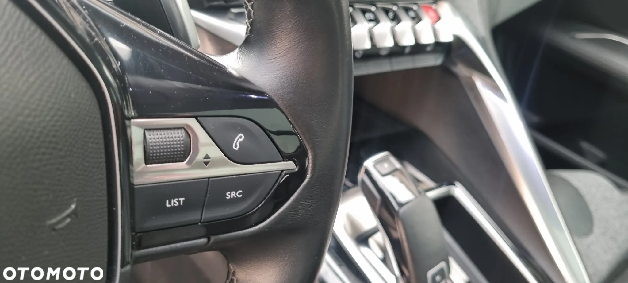 Peugeot 3008 BlueHDi 180 Stop & Start EAT8 Allure - 23