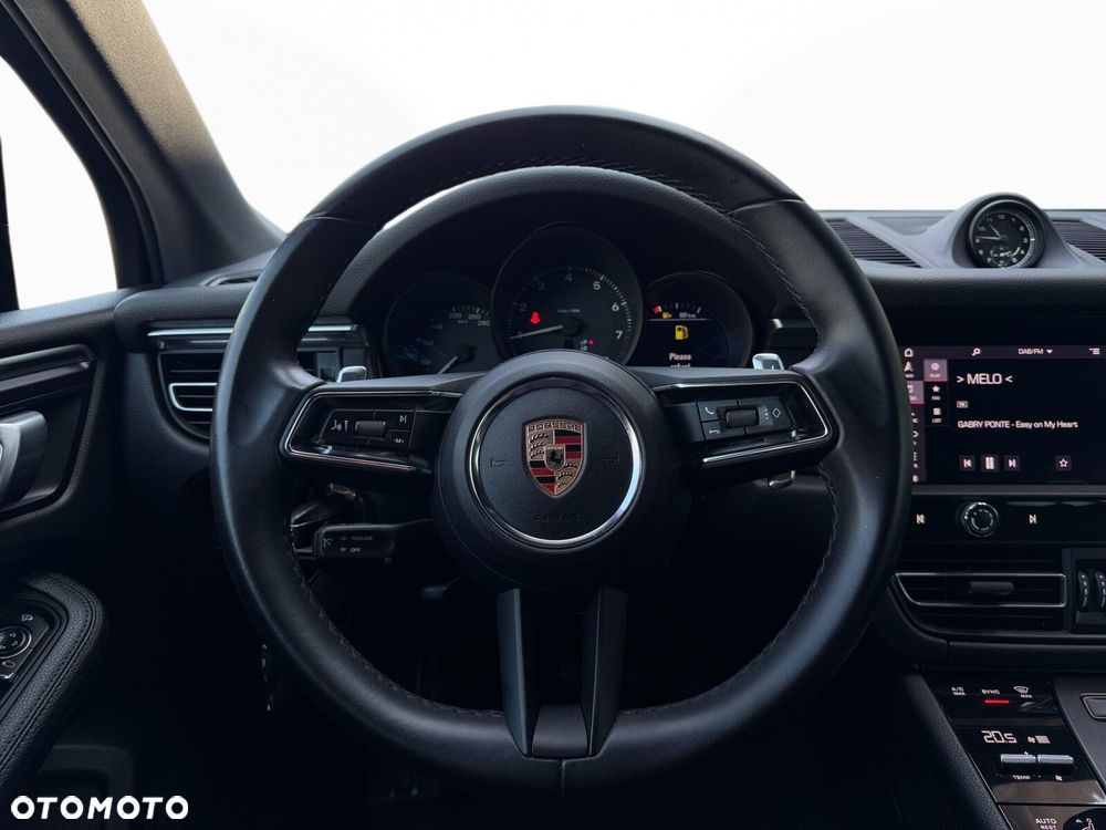 Porsche Macan - 11