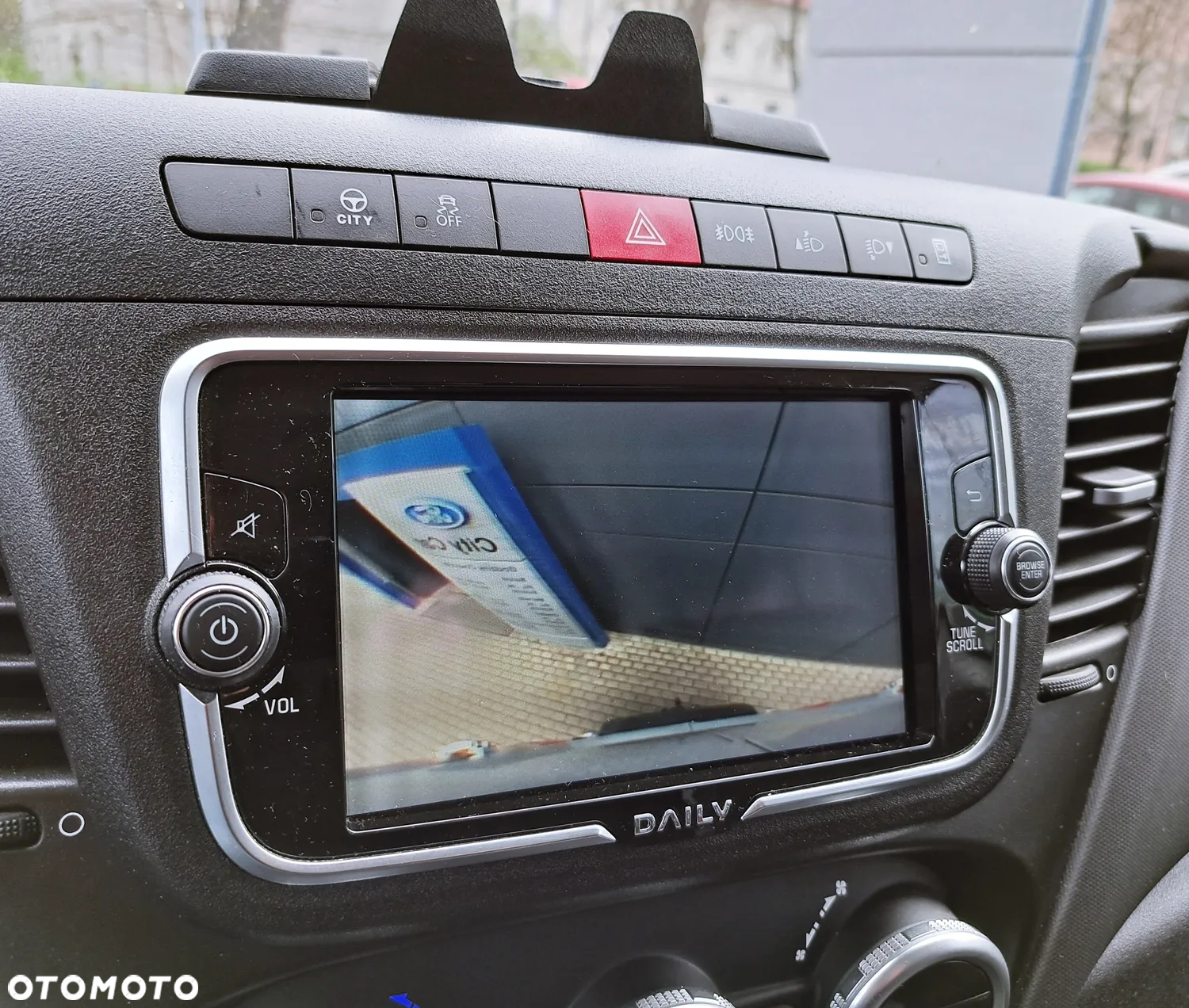 Iveco DAILY - 27