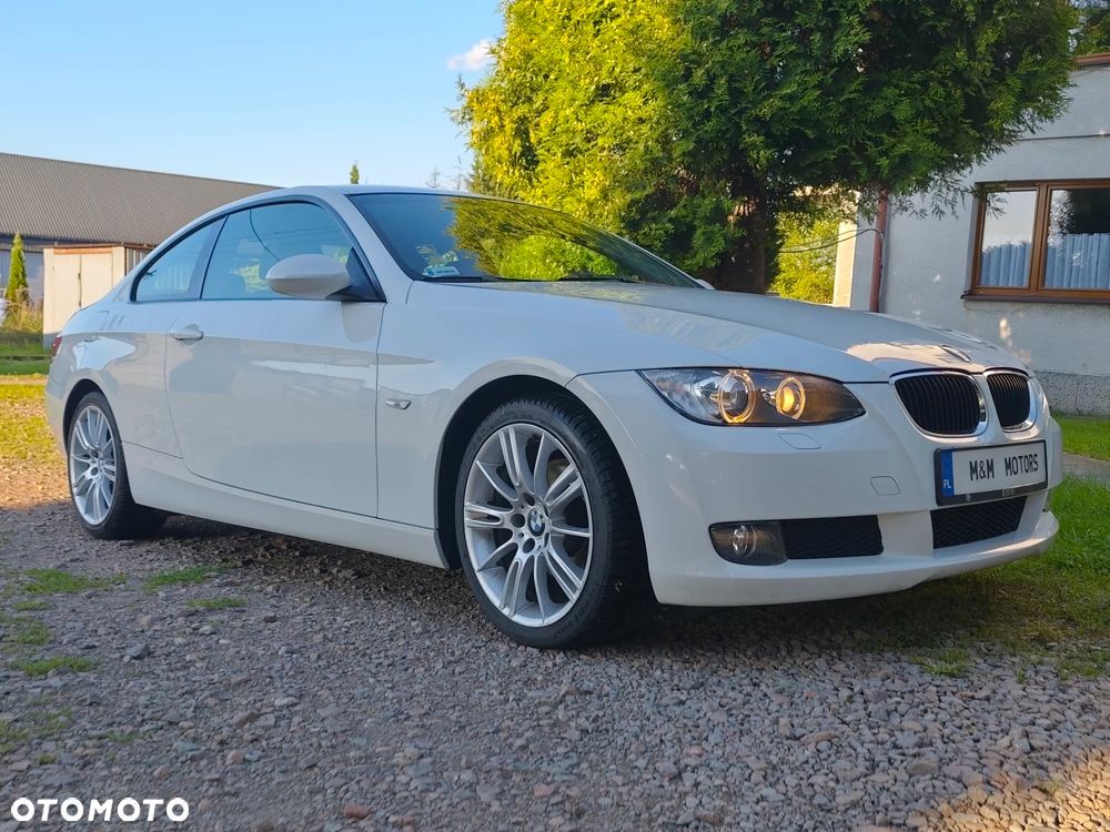 BMW Seria 3 320d Coupe - 2