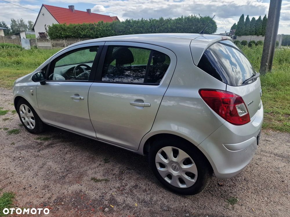 Opel Corsa 1.2 16V Enjoy - 6