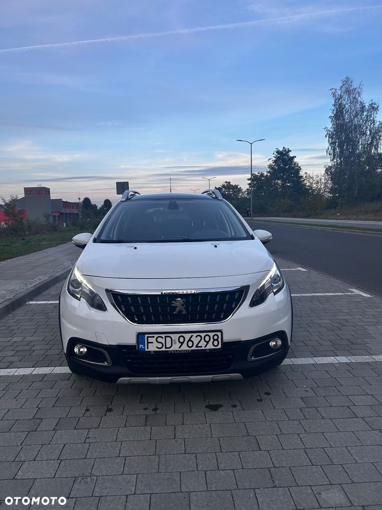 Peugeot 2008 Blue-HDi FAP 100 STOP & START Style - 8