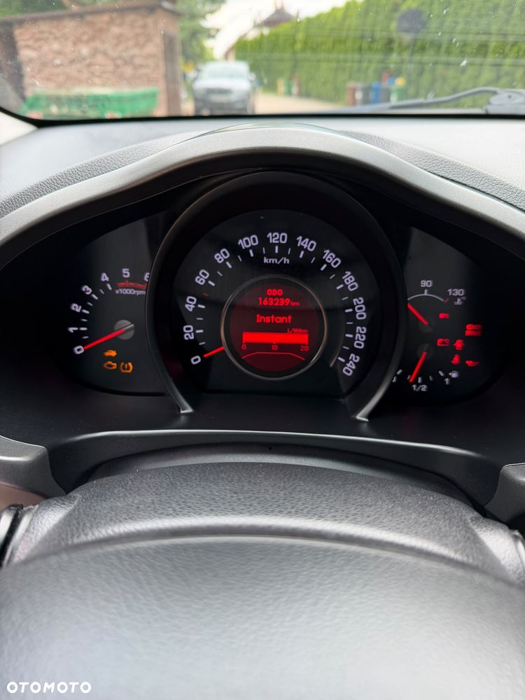 Kia Sportage 1.7 CRDI L 2WD - 17