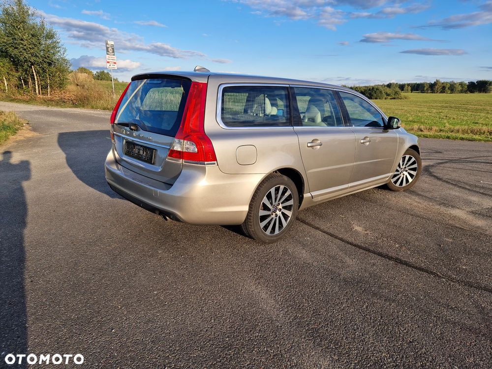 Volvo V70 D4 Momentum - 7