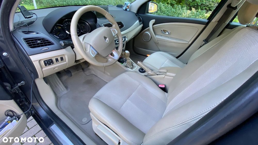Renault Fluence - 12