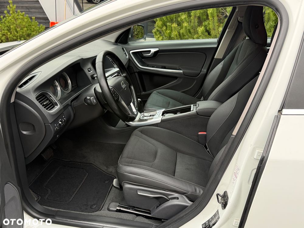 Volvo V60 - 12