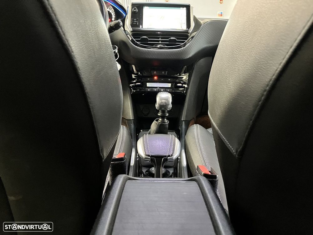 Peugeot 2008 1.6 e-HDi Allure - 39