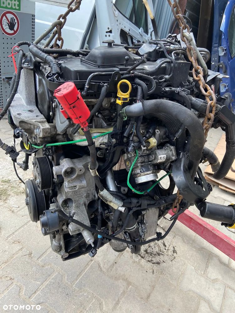 MASTER III MOVANO silnik M9T - 1