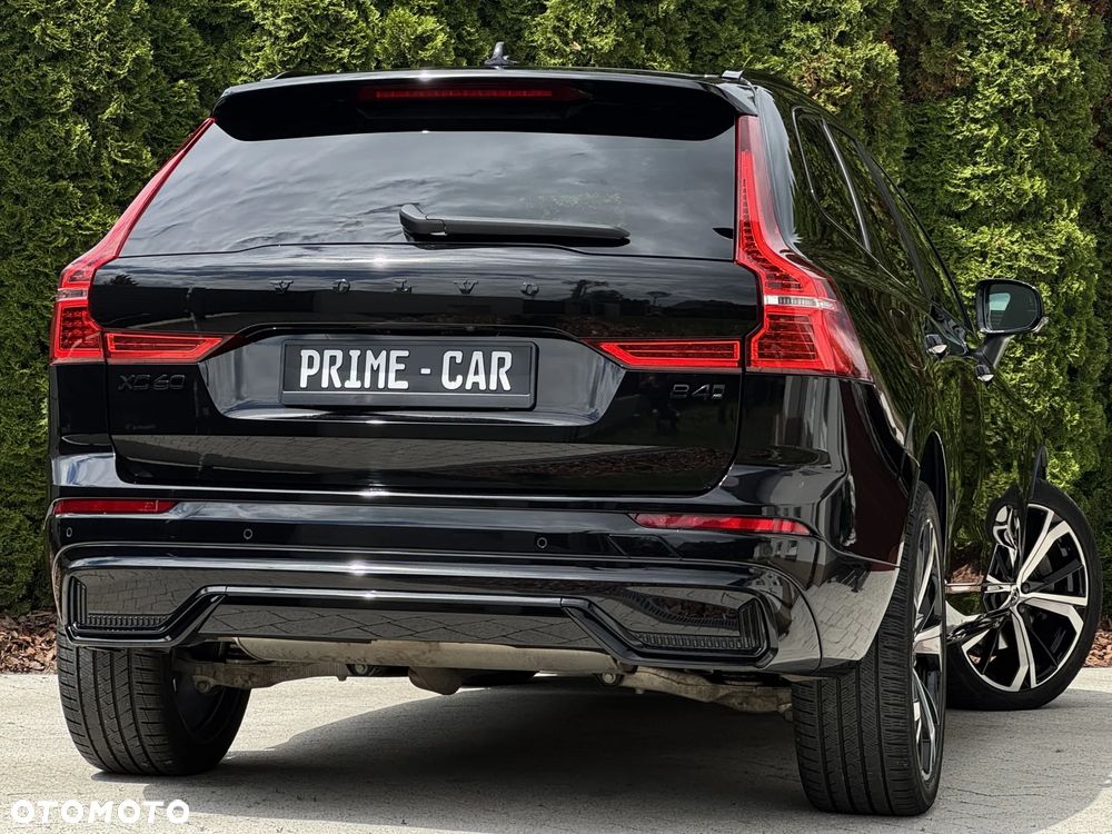 Volvo XC 60 B4 D AWD Ultimate Dark - 5
