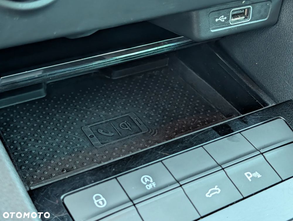 Skoda Octavia 1.6 TDI Sport Edition - 19