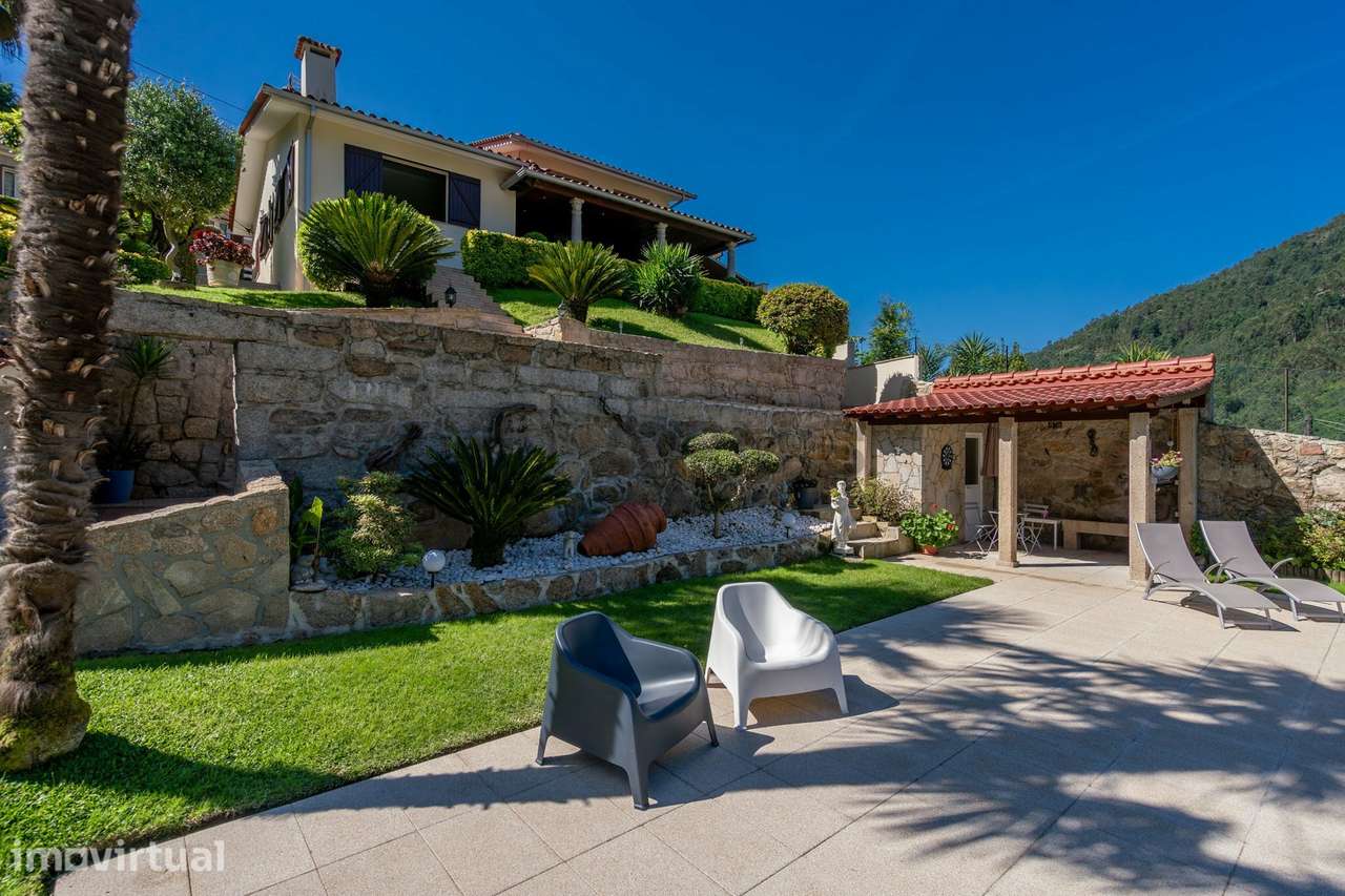 Moradia T4 no Gerês com Piscina - Grande imagem: 4/46
